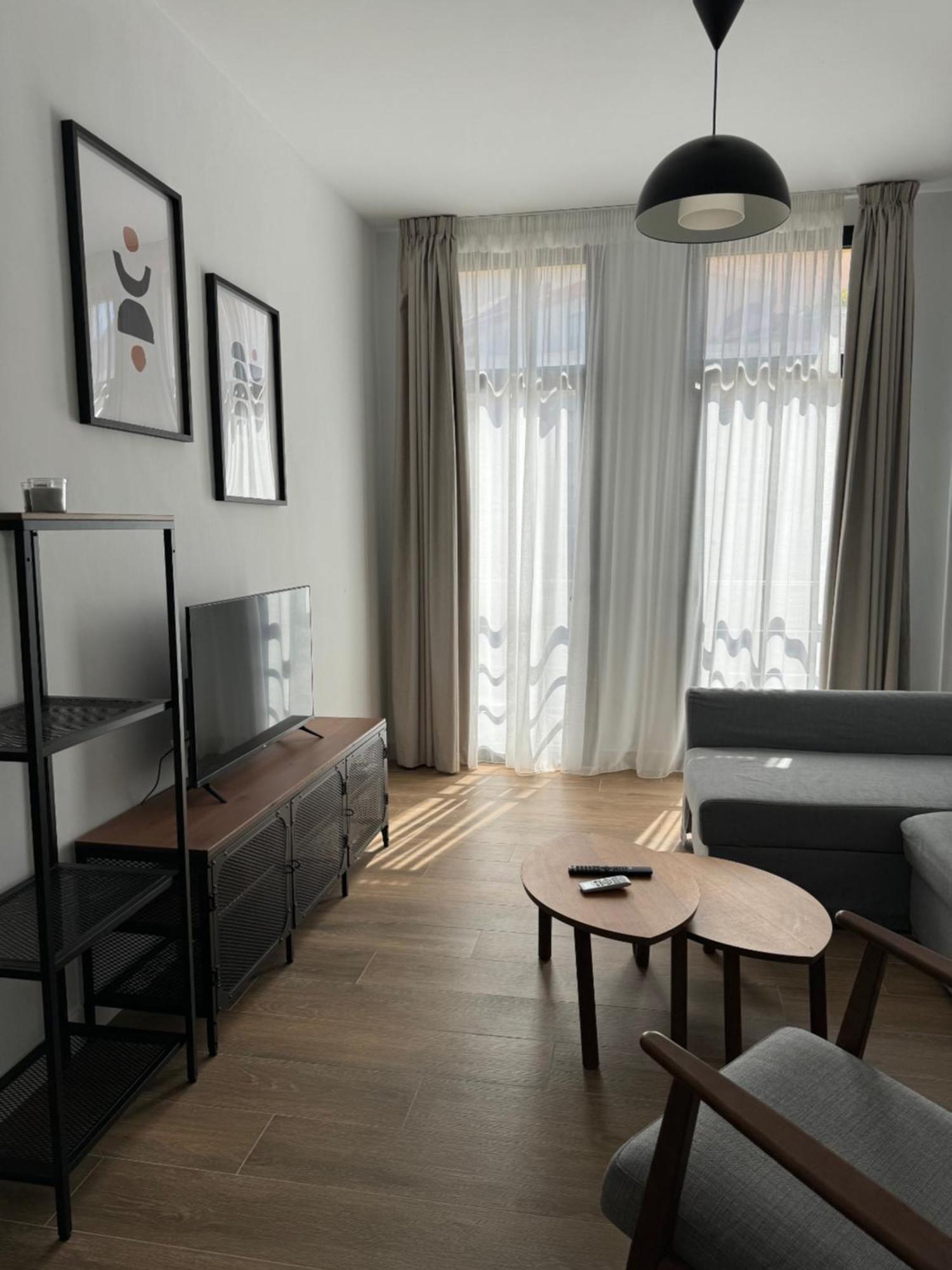 Plaza Victoria Apartments Малага Экстерьер фото